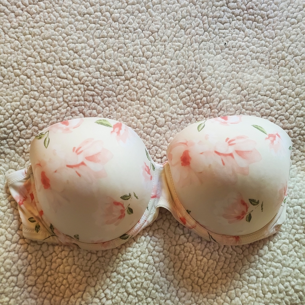 VS Pink Bra